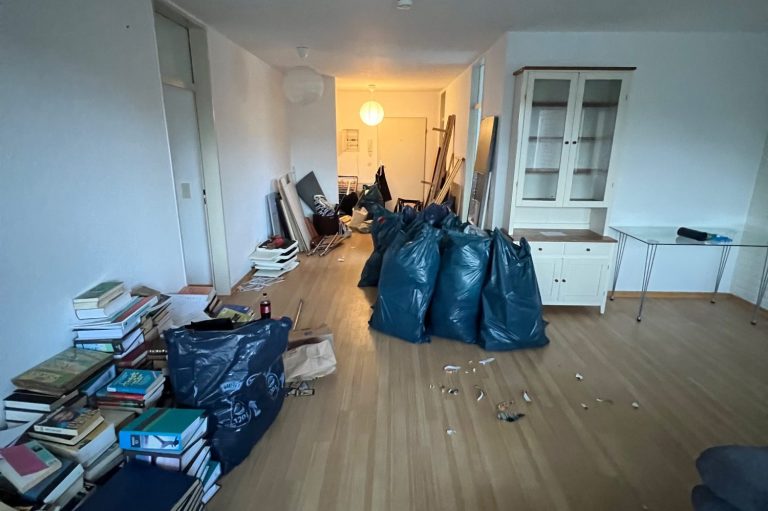 Entrümpelung Haushaltsauflösung NRW JetPoise Entrümpelung und Haushaltsauflösung in NRW - volle Wohnung vor der Räumung